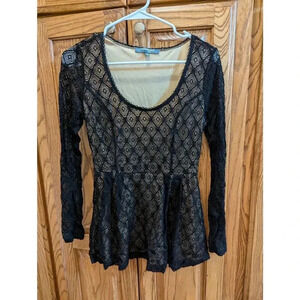 Romantic long sleeve lace babydoll top by Catherine Malindrino size XS